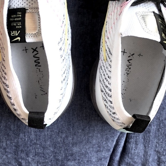 Nike Air VaporMax Flyknit 3 'White Dynamic Yellow' AJ6900-103 size 9.5 - Picture 8 of 16